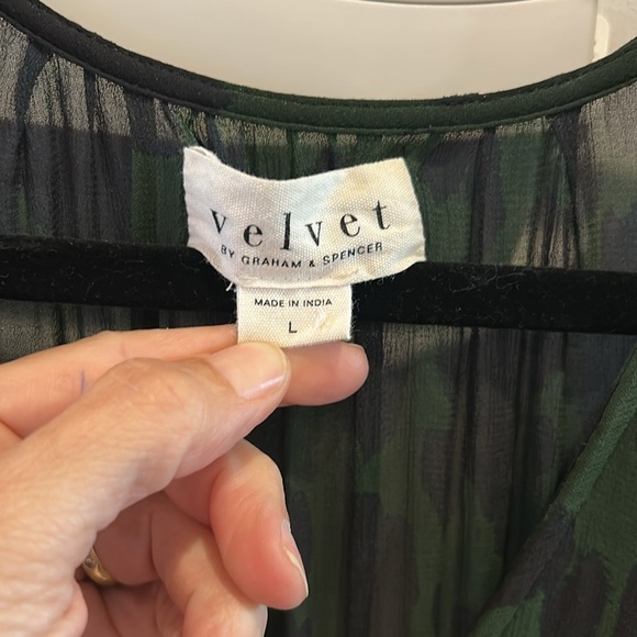 Velvet by Graham & Spencer Kendra Long Sleeve Boho Dress - Picture 5 of 9